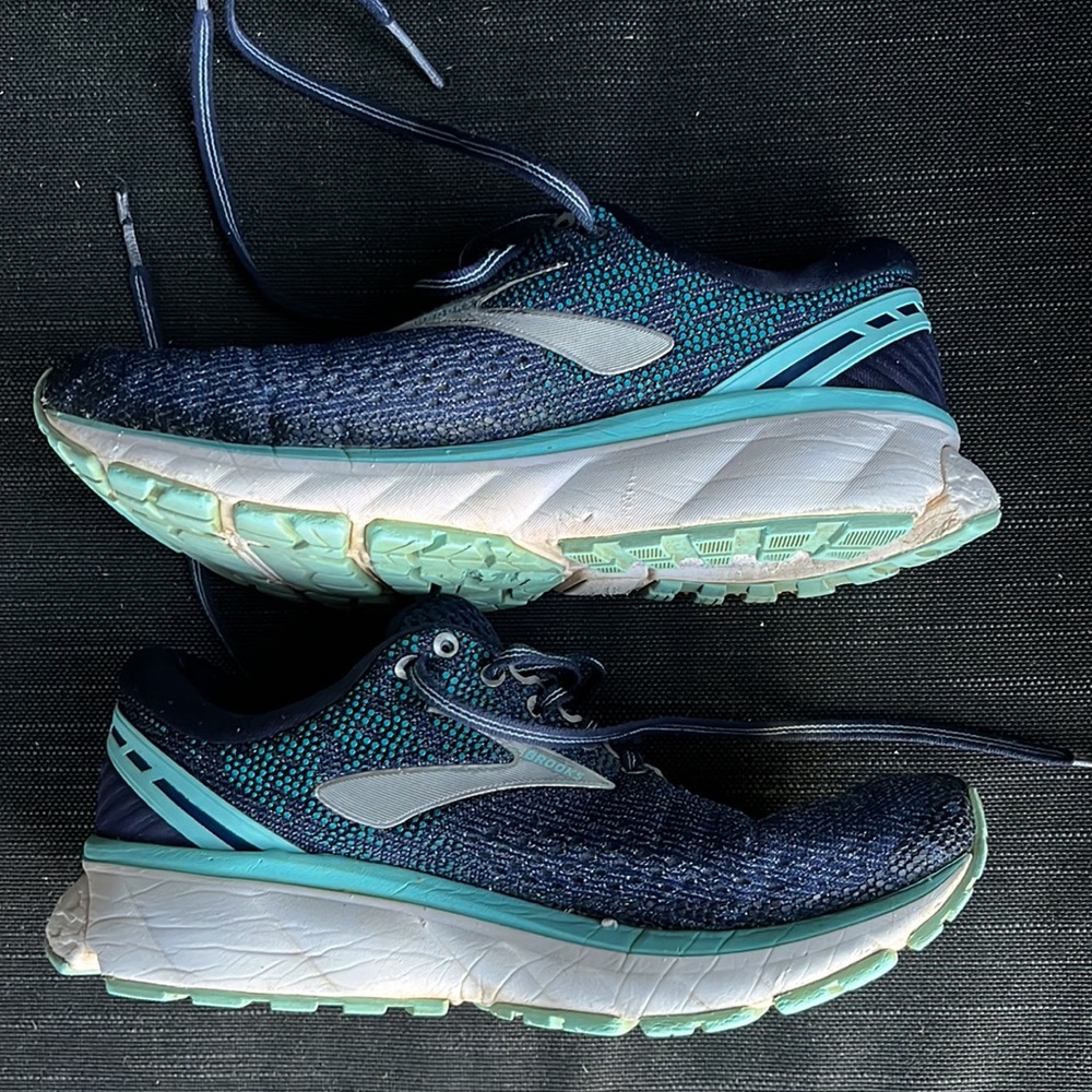Brooks Ghost 11 Running Shoe Size 7.5 Wide - Picture 6 of 10